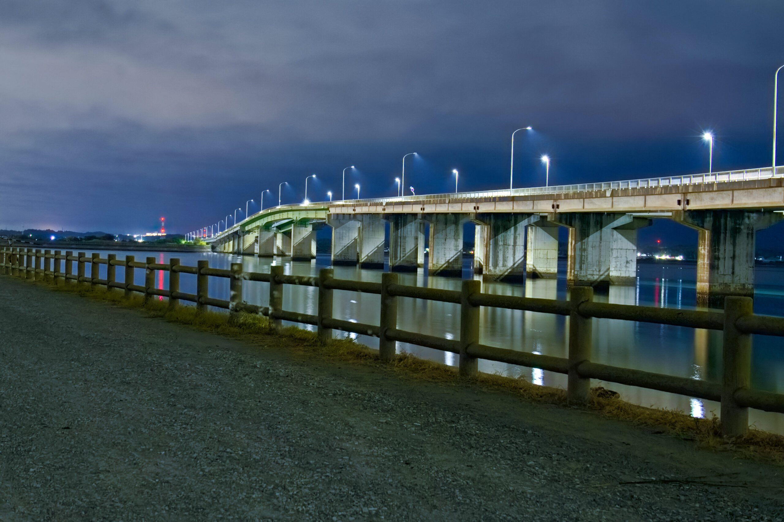 三河港大橋の夜景